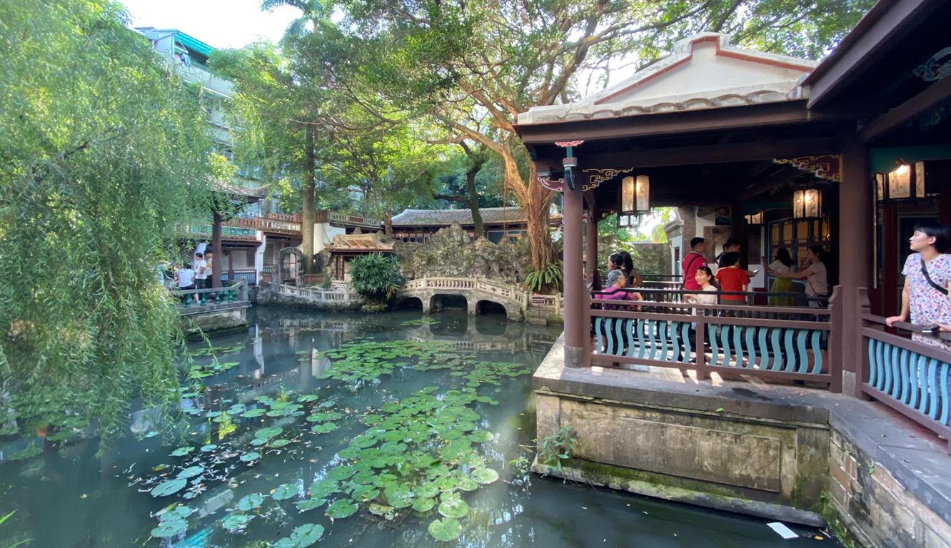 The Lin Family Mansion and Garden pond - Credit: Taiwanna Travel